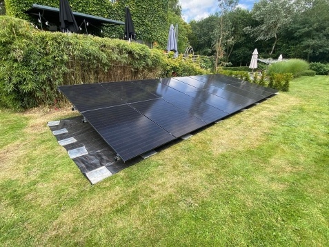 Zonnepanelen geplaatst door Batimont, partner van Certipower.