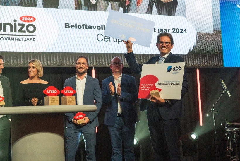 Geert Degroote neemt de felicitaties in ontvangst.